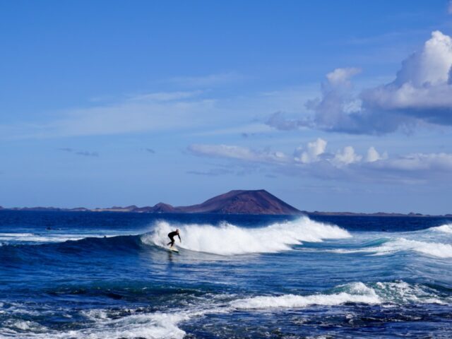 Guida ai Migliori Spot per il Surf a Fuerteventura